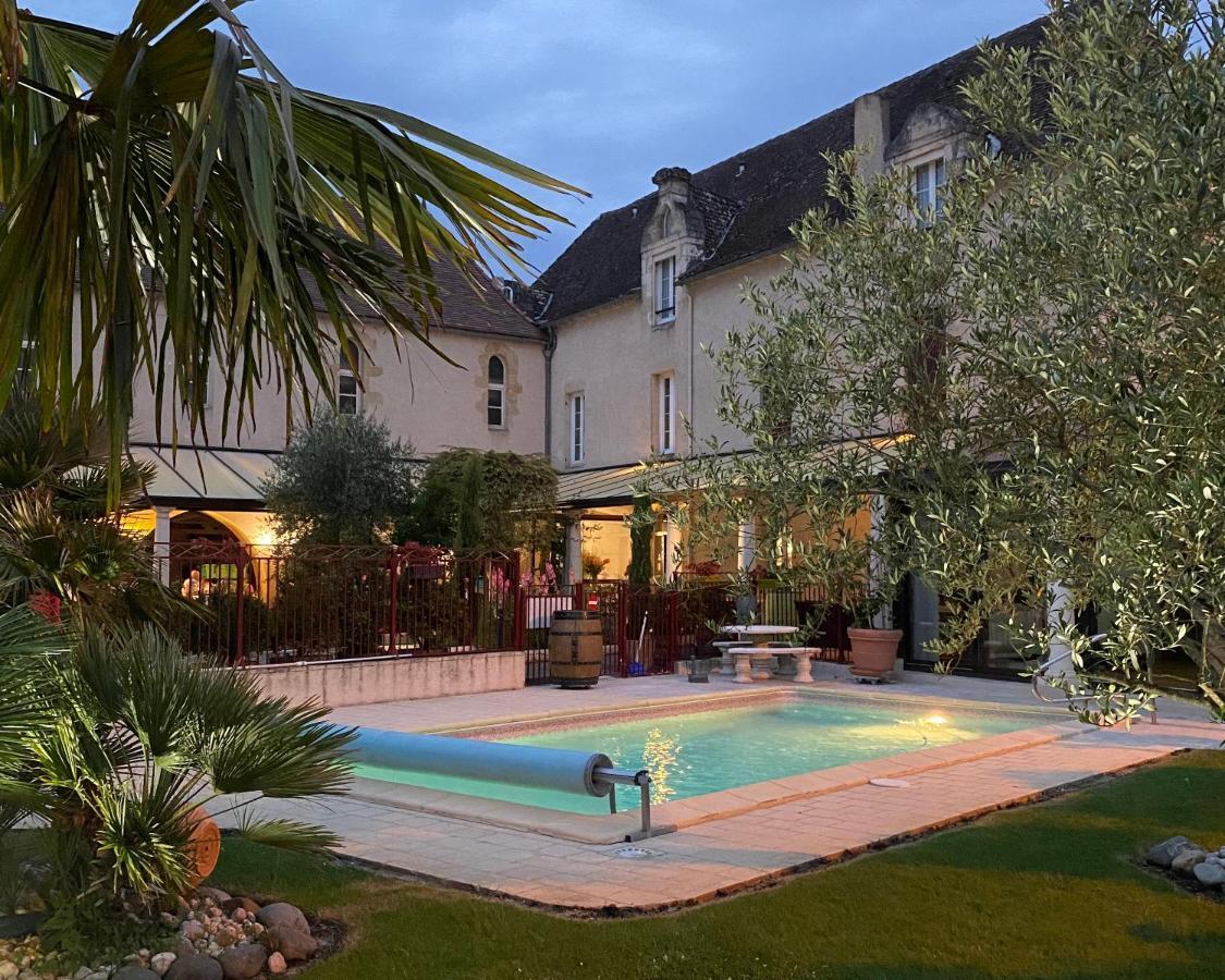 Logis Hostellerie Des Ducs Duras エクステリア 写真